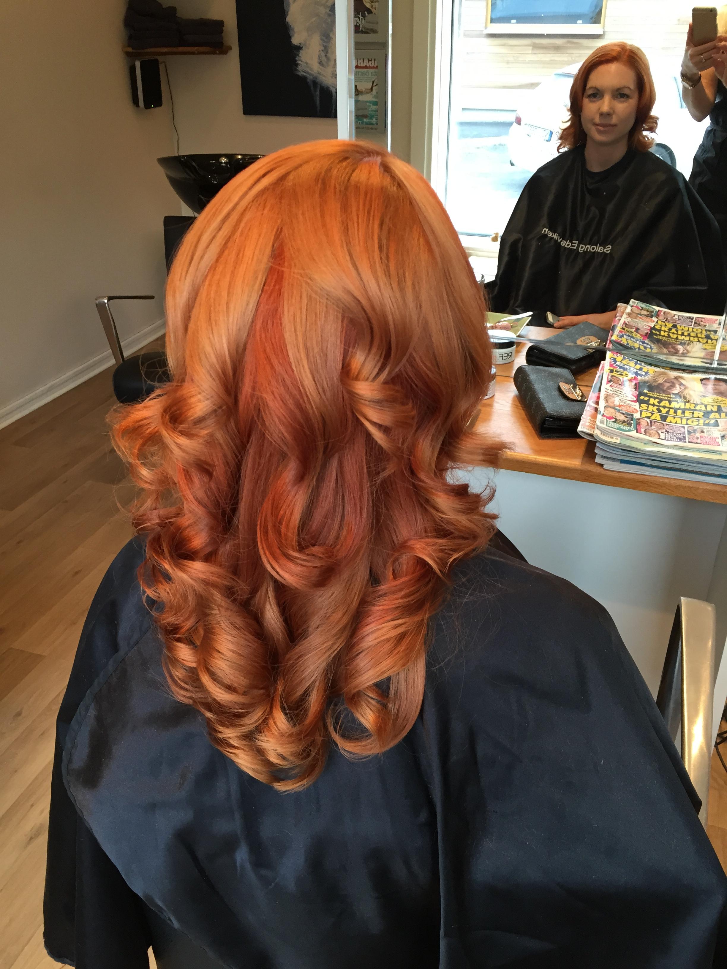 Bra frisör färgning hår Sollentuna
