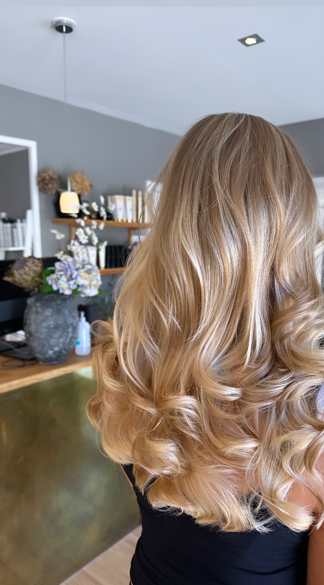 Duktig frisör hårstylist Sollentuna